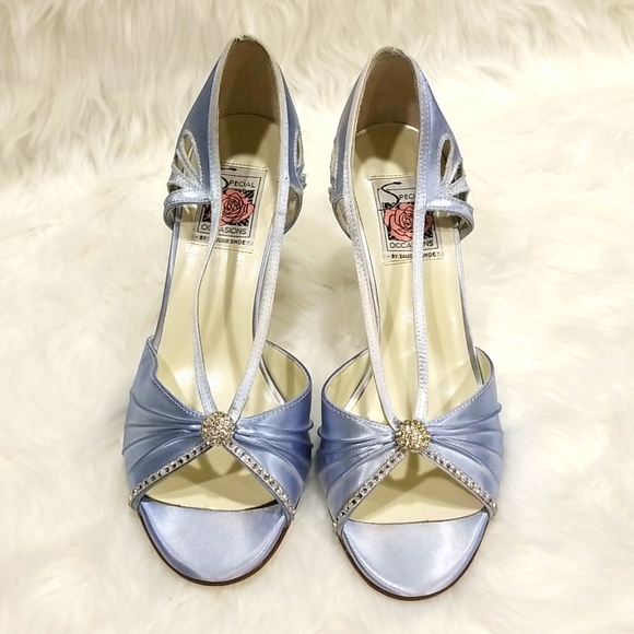 Special Occasions Heels - Picture 2 of 6